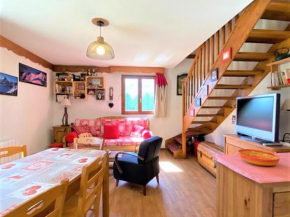Chalet Mitoyen 3 Pièces avec Local Ski et Parking Gratuit - FR-1-504-3